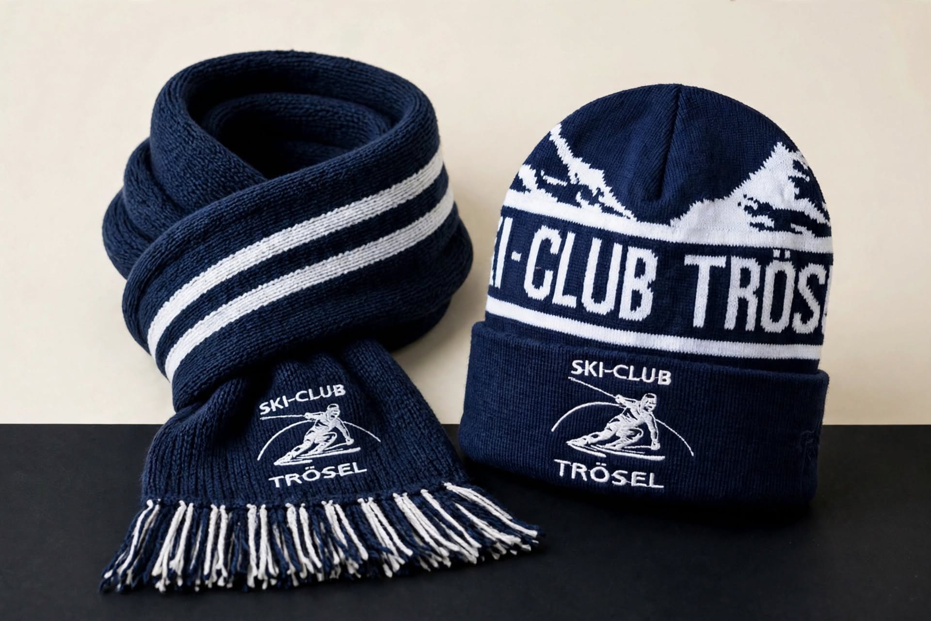 Ski-Club Trösel bere ve atkı seti